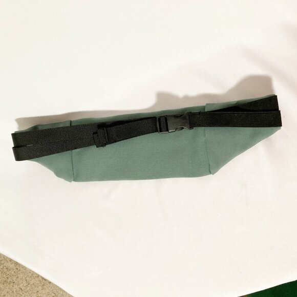 Free People Movement Runner Sling NWOT - Picture 6 of 10